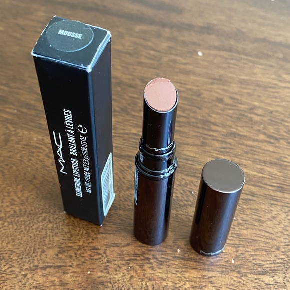 MAC Mousse Slimshine Lipstick - Picture 1 of 4